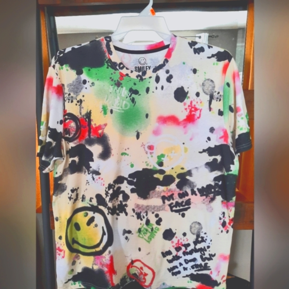 Smiley World Tie Died T Shirt Size Large